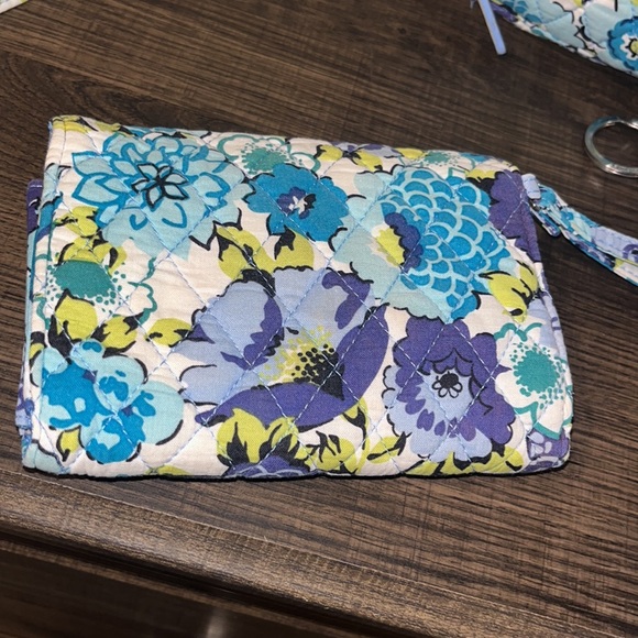 Vera Bradley Bundle Blueberry Blossom Crossbody, Wristlet , ID Key Chain Bags - Picture 5 of 16